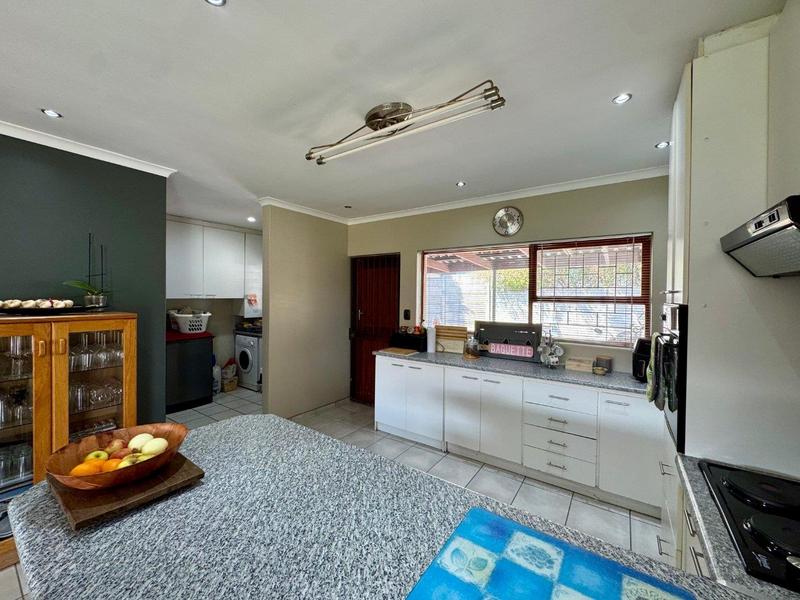 4 Bedroom Property for Sale in Rouxville Western Cape